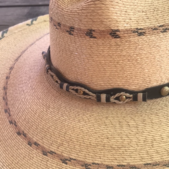 Linea de Oro Wide Brim Ladies hat - Picture 2 of 4